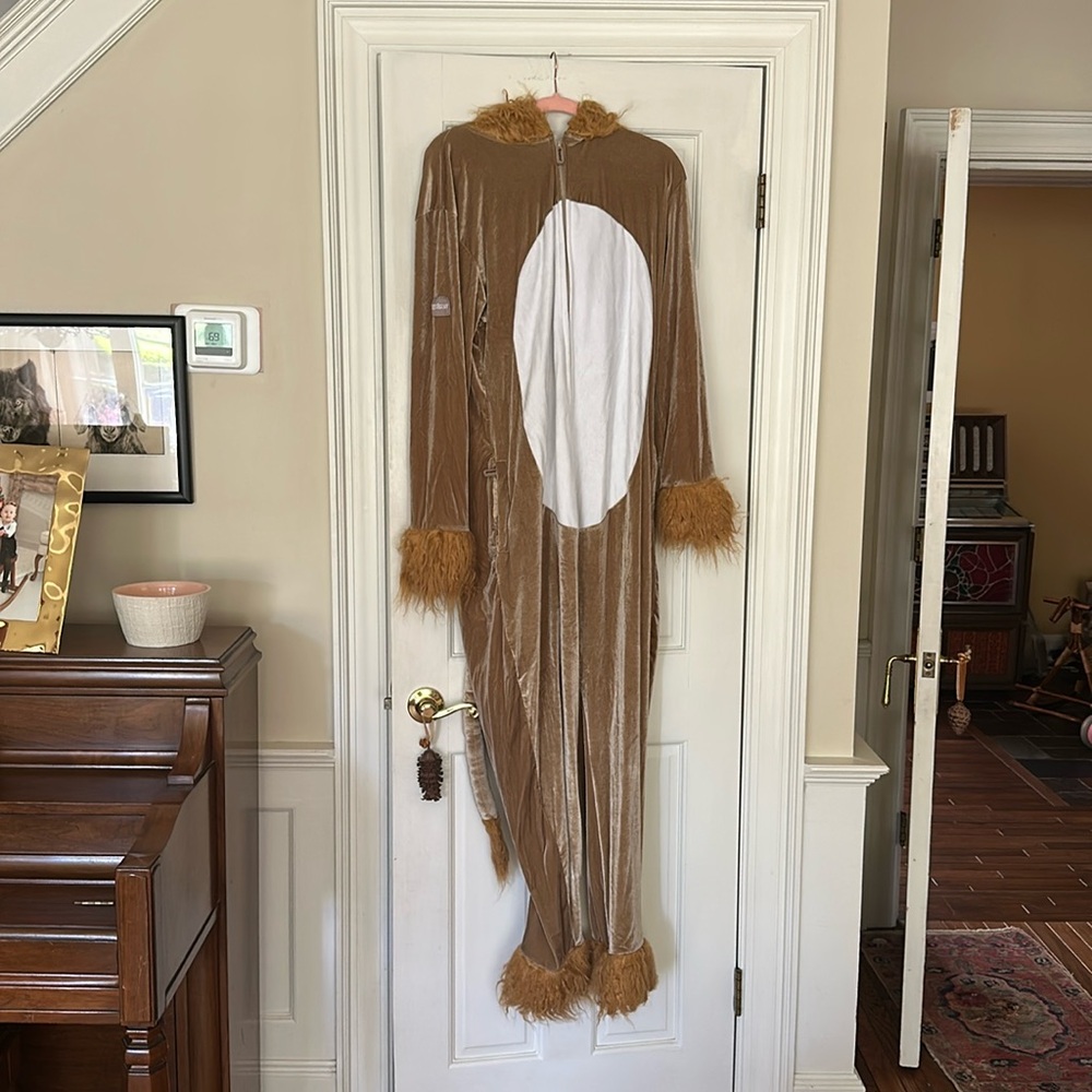 Tipsy Elves Women’s Lion Costume size L